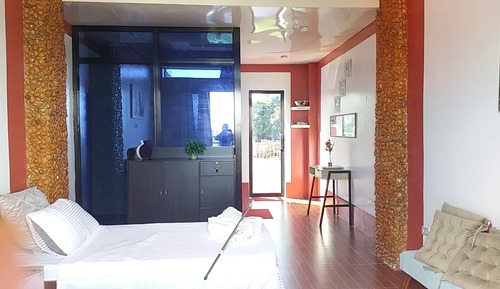 Habitación Deluxe con 1 cama doble o 2 individuales, balcón, vistas al mar