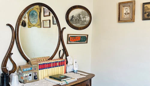 Basic Single Room Zane Grey