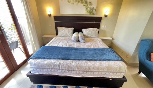 Villa Deluxe