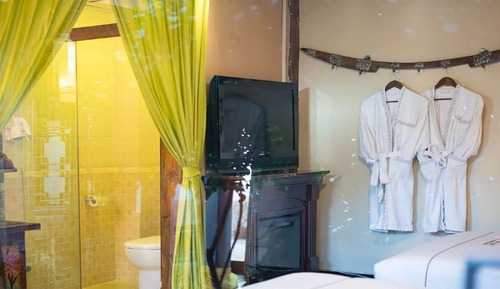 Habitación tradicional con 2 camas individuales