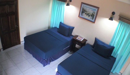 Habitación cuádruple, 2 camas dobles