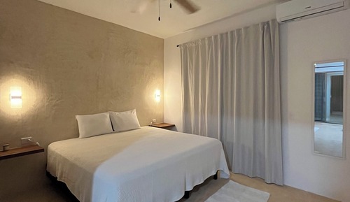 Suite estudio Confort, vistas a la piscina