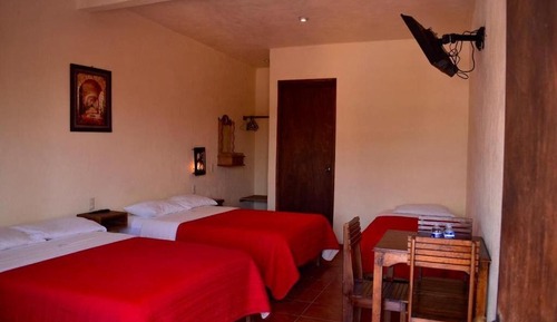 Habitación triple Confort, balcón