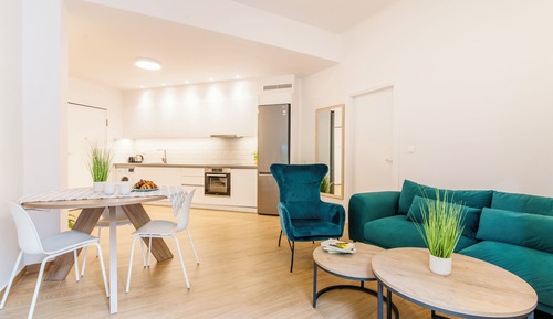 Apartamento, 2 habitaciones, balcón