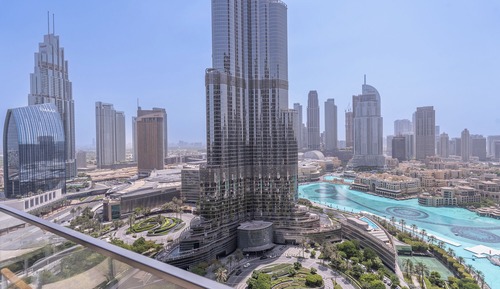 Apartamento exclusivo, 3 habitaciones, balcón, vistas a la ciudad