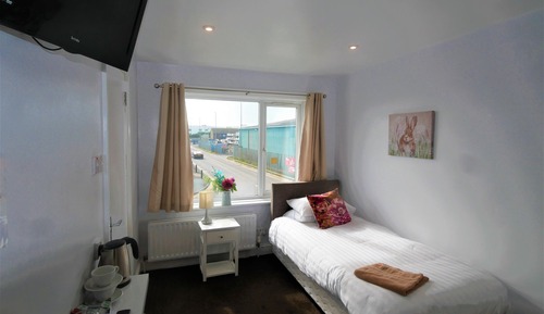 Habitación clásica con 2 camas individuales, vistas a la laguna