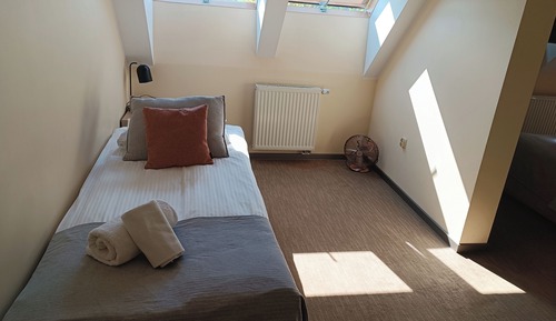 Habitación triple clásica, 3 camas individuales, no fumadores, junto al lago
