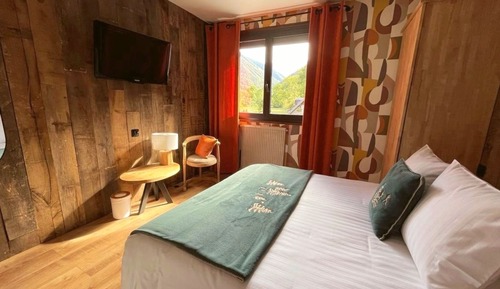 Habitación doble, vistas a la montaña