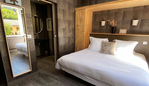 Habitación Confort con 1 cama doble o 2 individuales