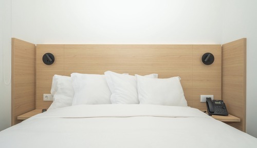 Habitación estándar doble, 1 cama doble, no fumadores, baño privado