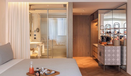 Habitación (Always ME)
