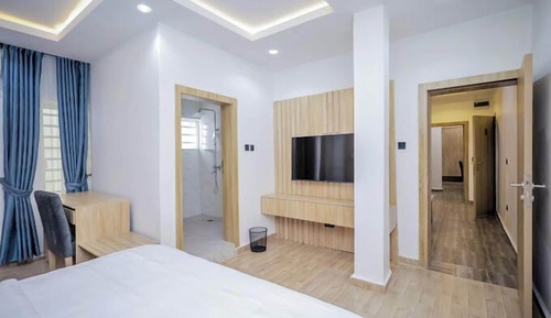 Apartamento económico, balcón, vistas a la ciudad