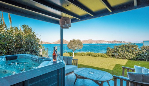 Villa Deluxe, bañera, vistas al mar