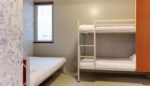 Habitación, baño privado (4 Bed Double and Bunk)