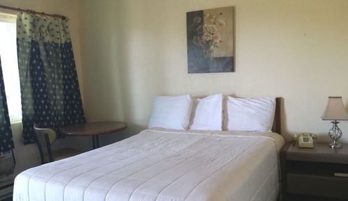Habitación básica, 1 cama de matrimonio