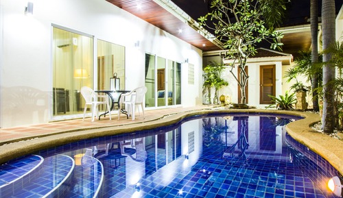 Deluxe 2 bedroom villa with private pool and jacuzzi