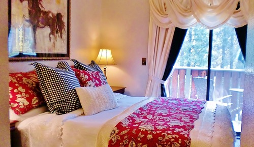 Habitación Deluxe, 1 cama de matrimonio grande, no fumadores, vistas parciales al lago