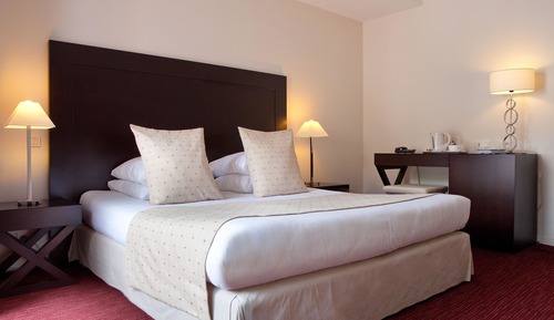 Habitación superior con 1 cama doble o 2 individuales, bañera