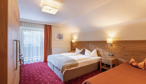 Habitación triple, balcón (Olperer)