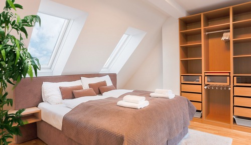 Ático panorámico, 1 habitación, cocina, vistas a la ciudad (Erlachgasse 118)