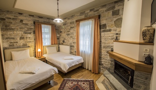 Habitación estándar con 1 cama doble o 2 individuales