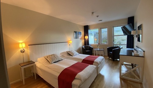 Habitación con 2 camas individuales