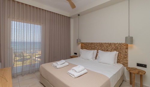 Habitación con 1 cama doble o 2 individuales, vistas al mar