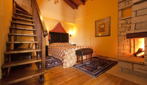 Habitación cuádruple, chimenea