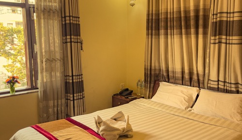 Habitación Deluxe con 1 cama doble o 2 individuales, 1 cama de matrimonio, vistas a la ciudad