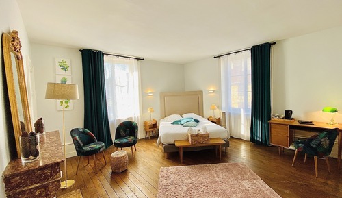 Classic Double Room