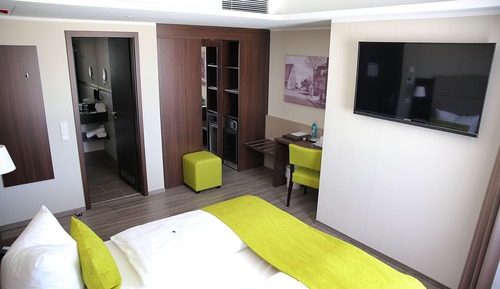 Habitación estándar con 1 cama doble o 2 individuales