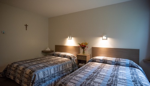 Habitación triple, accesible para personas con discapacidad