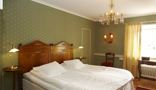 Habitación estándar doble, 1 cama de matrimonio grande, vistas al lago