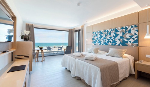 Suite estudio junior, balcón, vistas al mar (4 adults)