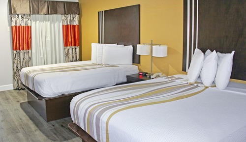 Habitación estándar, 2 camas de matrimonio, fumadores