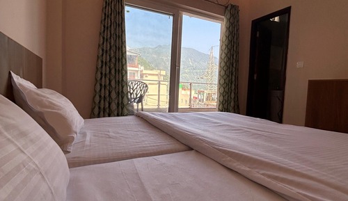 Habitación Deluxe doble, 1 cama doble, no fumadores, vistas a la montaña