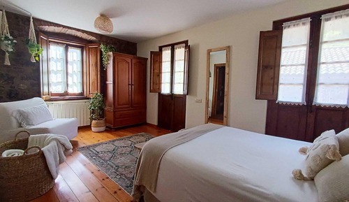 Habitación doble superior, 1 cama doble con sofá cama, vistas a la montaña