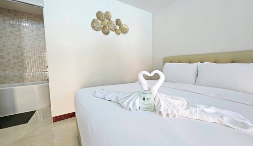 Habitación individual, vistas a la piscina