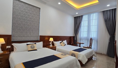 Habitación cuádruple Deluxe, balcón