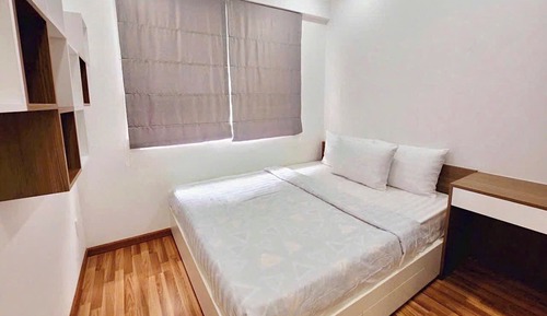 Apartamento familiar, 2 habitaciones, balcón, vistas a la ciudad