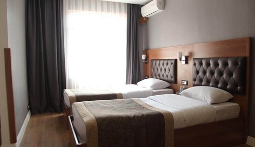 Habitación estándar con 2 camas individuales, vistas a la ciudad