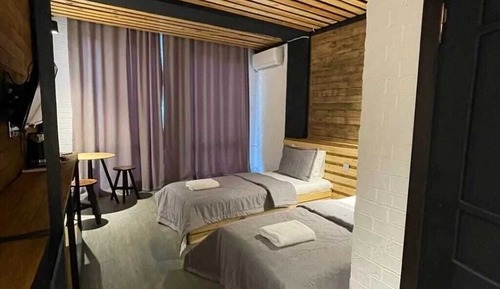 Habitación estándar con 2 camas individuales, vistas a la montaña