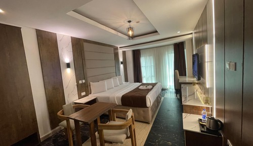 Royal Room