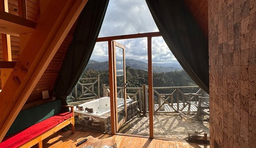 Jakuzili Suite Bungalov-11