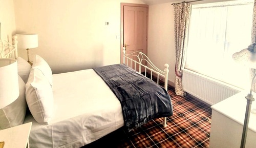 Habitación doble, vistas al jardín (Room 5)
