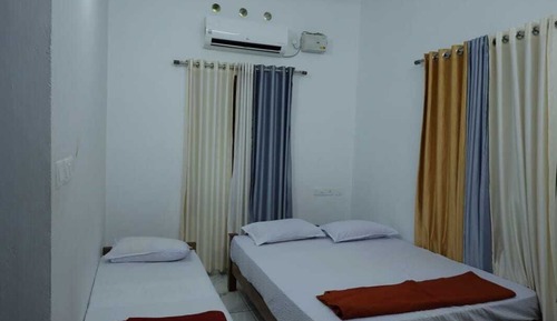 Habitación de lujo con 1 cama doble o 2 individuales