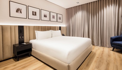 Habitación Deluxe, 1 cama de matrimonio grande, balcón