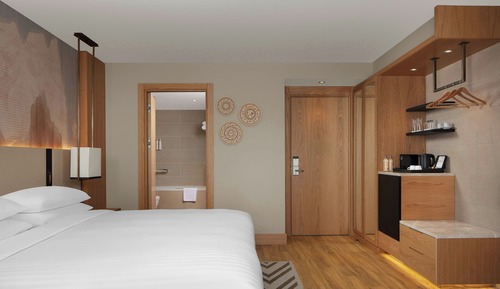 Habitación estándar, 1 cama de matrimonio grande, vistas a la ciudad