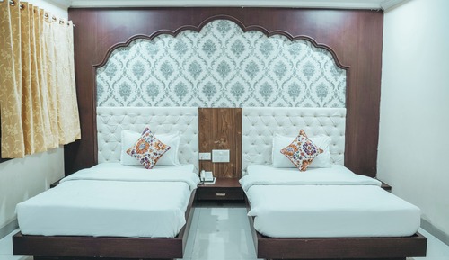Habitación estándar con 1 cama doble o 2 individuales