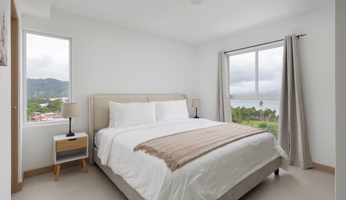 Apartamento, varias camas, balcón, vistas al mar (Viva Jaco Viva Jaco 13-02B)